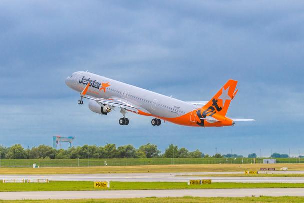 Jetstarジェットスター AIRBUS A321neo 1/400 Jetstar Airways takes delivery of first A321neo | Airbus